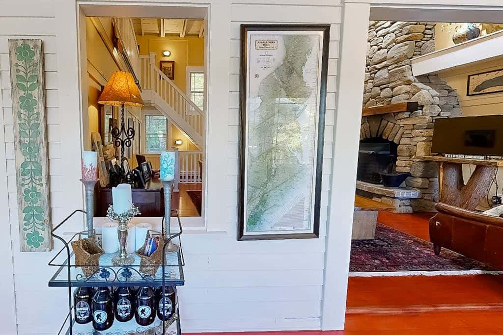 Lakeside Elegance - For a wonderful lakeside fishing getaway