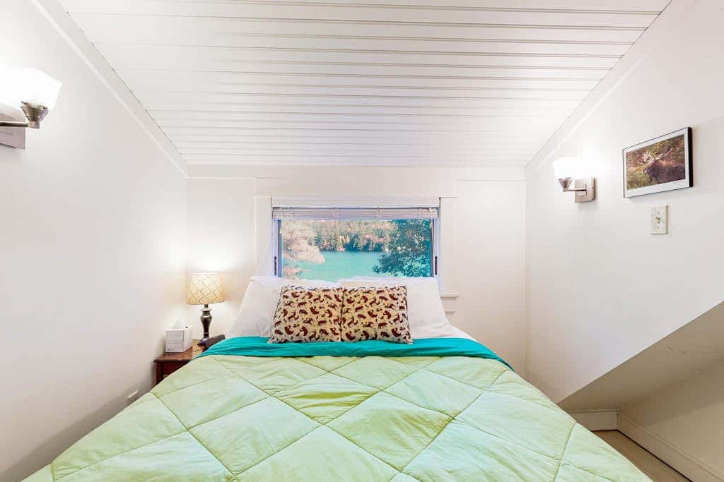 Lakeside Elegance - For a wonderful lakeside fishing getaway