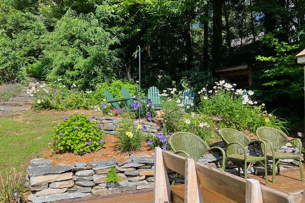 Lakeside Elegance - For a wonderful lakeside fishing getaway