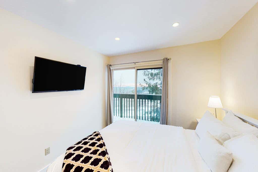 Okemo Trailside 5B