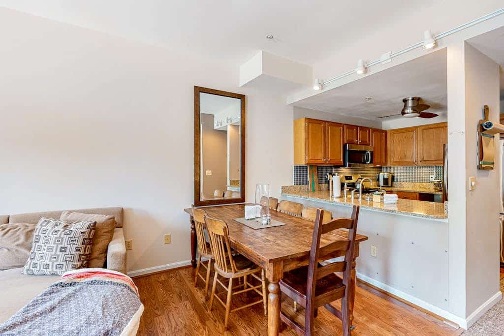 Serene condo near skiing and golf with balcony, fast WiFi, and washer/dryer