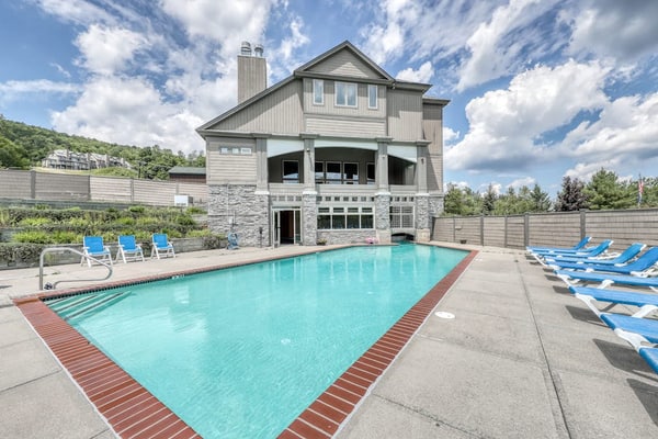 Ski-in/out mountainside condo with pool, hot tub, game room & washer/dryer