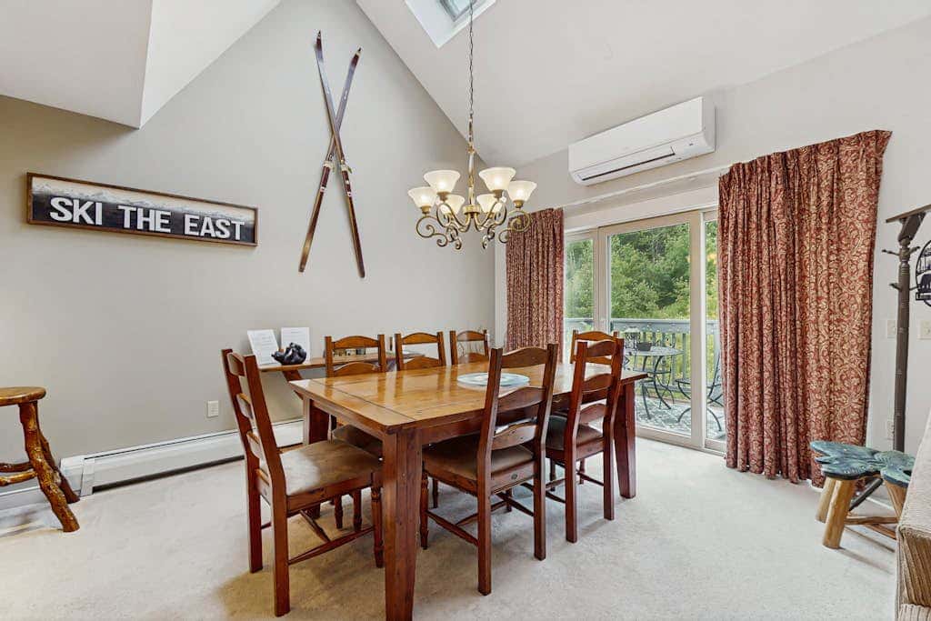 The Bear Den - Solitude Village J202