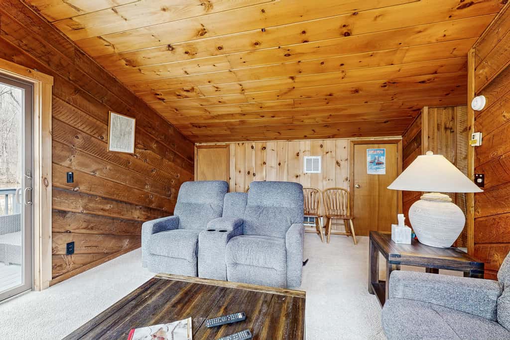 The Spacious Mountain Retreat