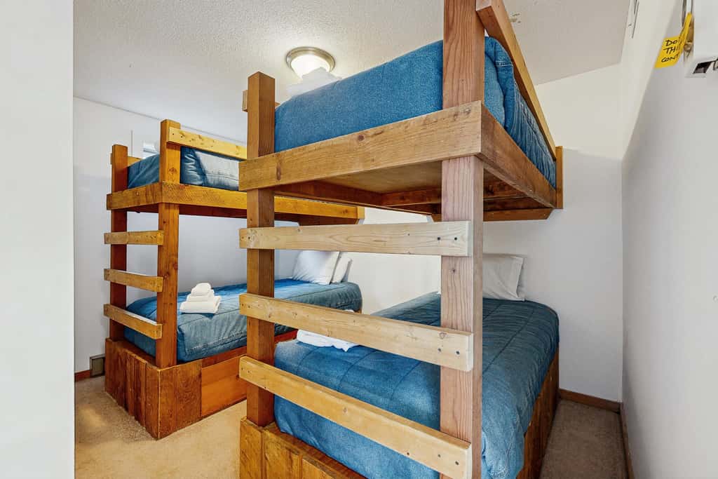 The Spacious Mountain Retreat