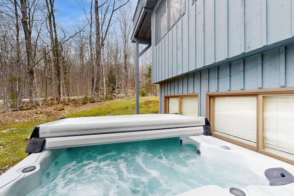 The Spacious Mountain Retreat