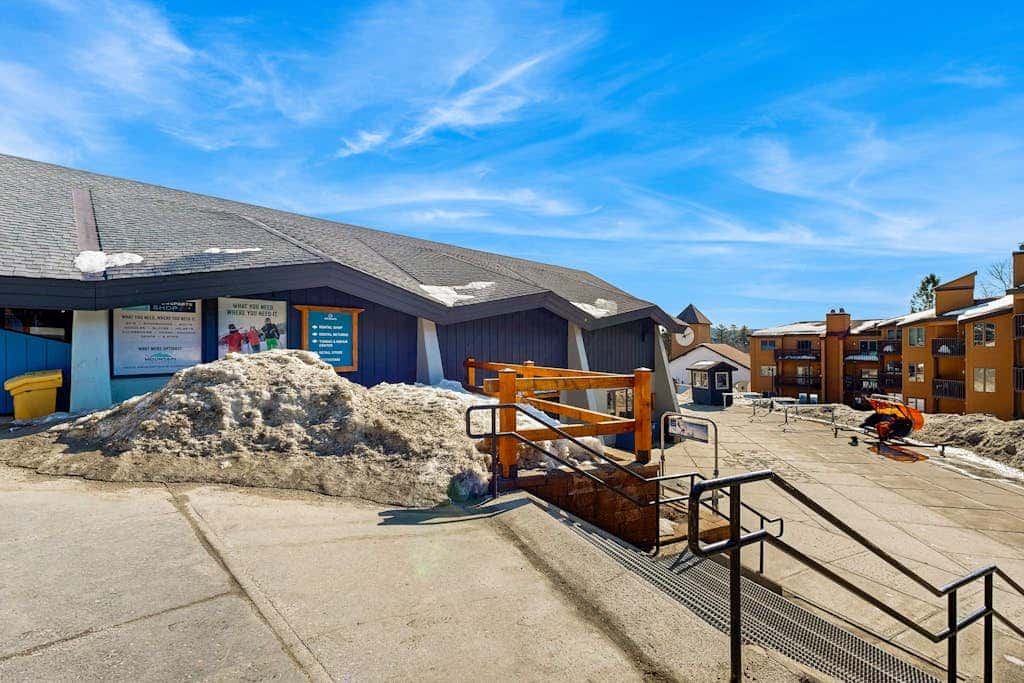 Okemo Mountain Lodge A208