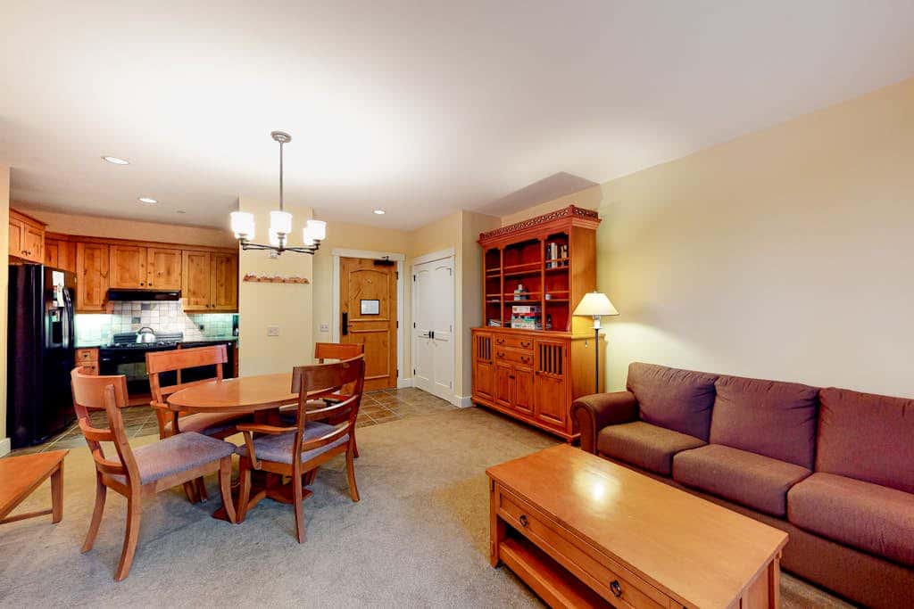 Founders Lodge 209