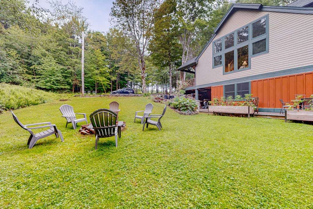Old Ark Retreat | Secluded  & spacious dog-friendly home in Wilmington