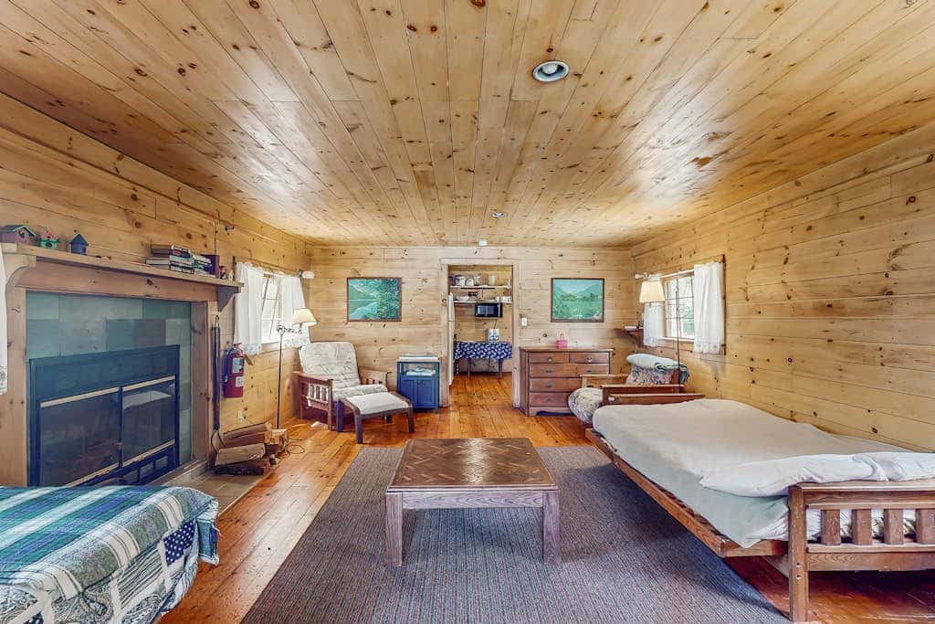 Pine - Waterfront Cabin on Private Island in Lake Champlain