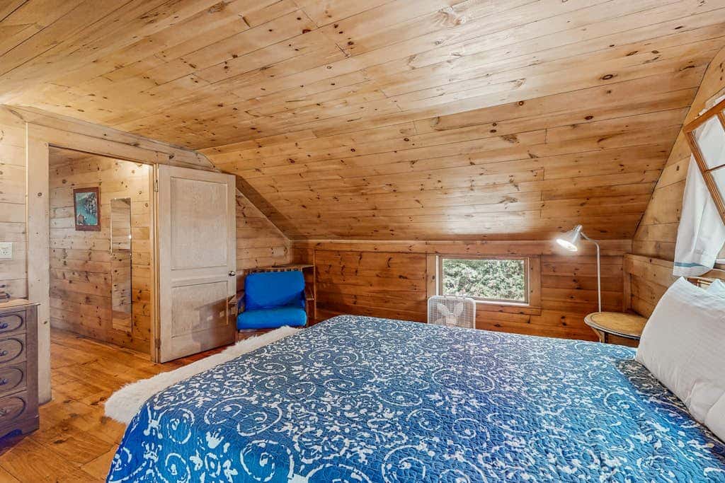 Pine - Waterfront Cabin on Private Island in Lake Champlain