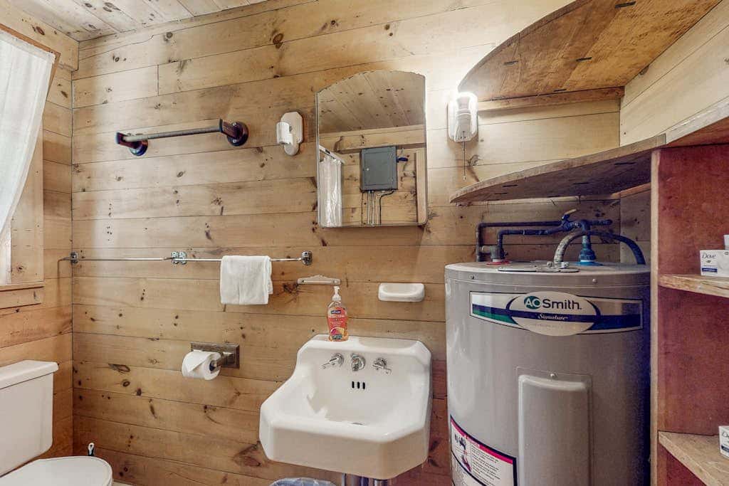 Pine - Waterfront Cabin on Private Island in Lake Champlain