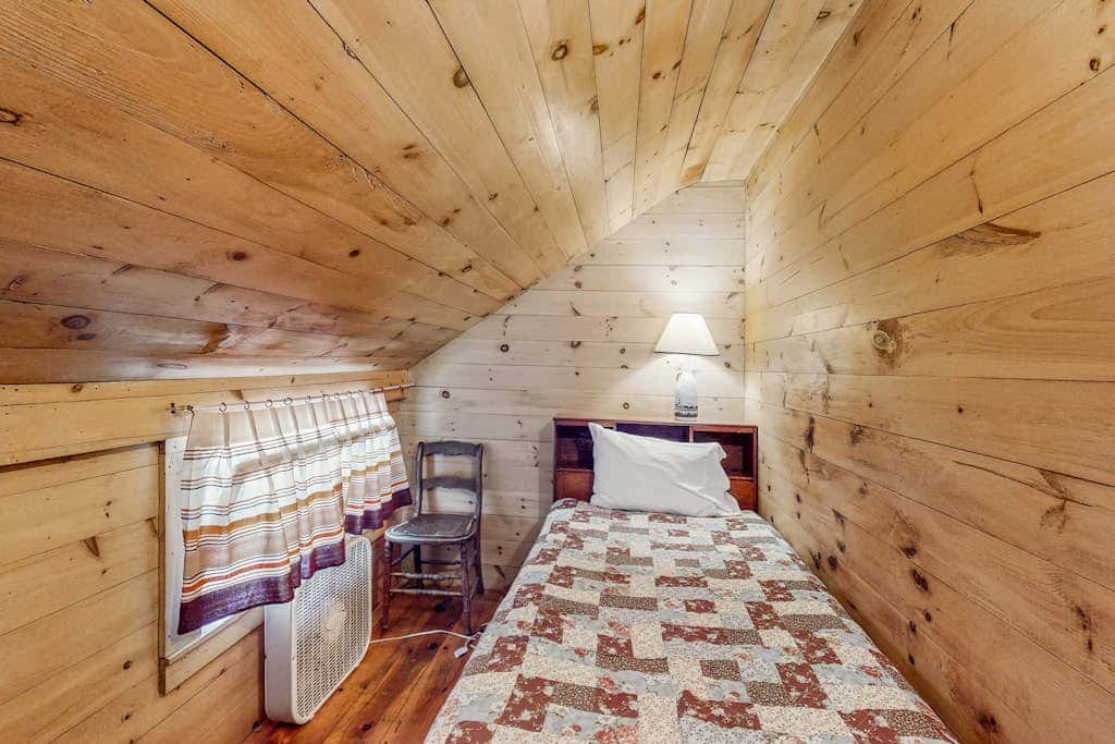 Pine - Waterfront Cabin on Private Island in Lake Champlain