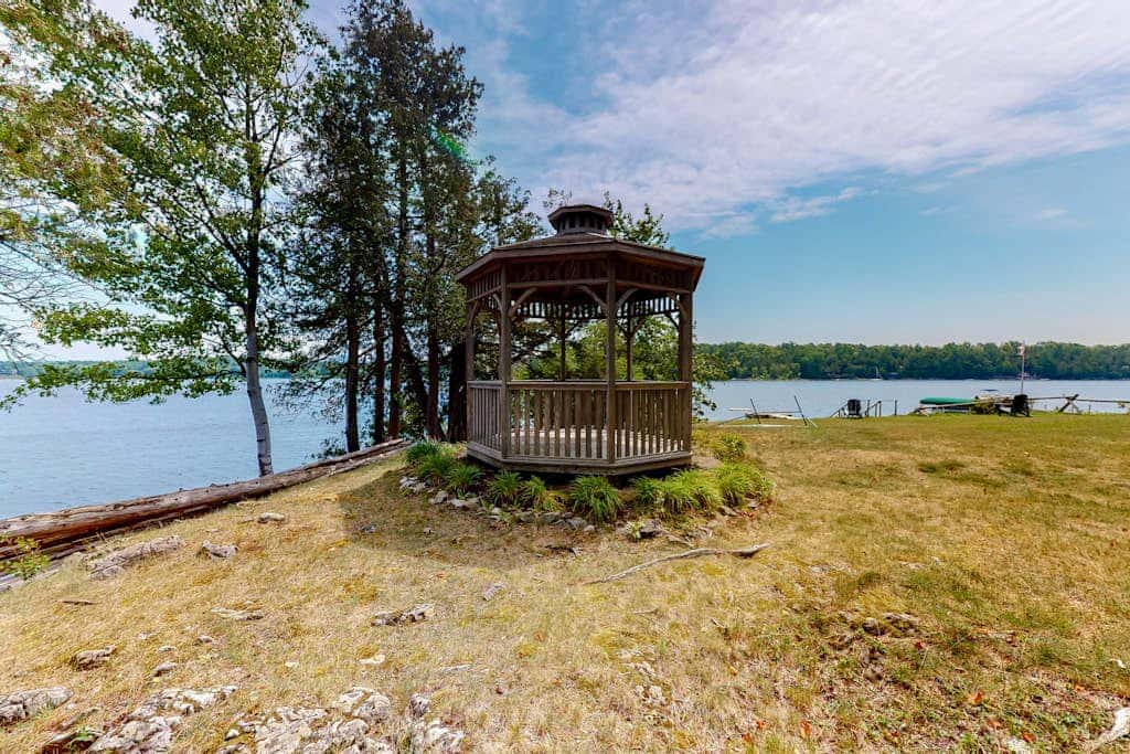 Pine - Waterfront Cabin on Private Island in Lake Champlain