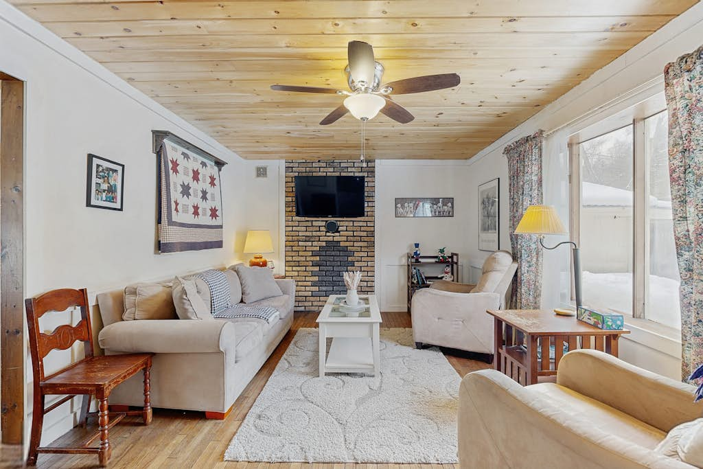 Jewell Brook Retreat