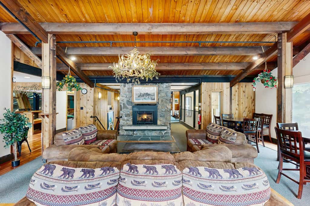 Log Ski Lodge