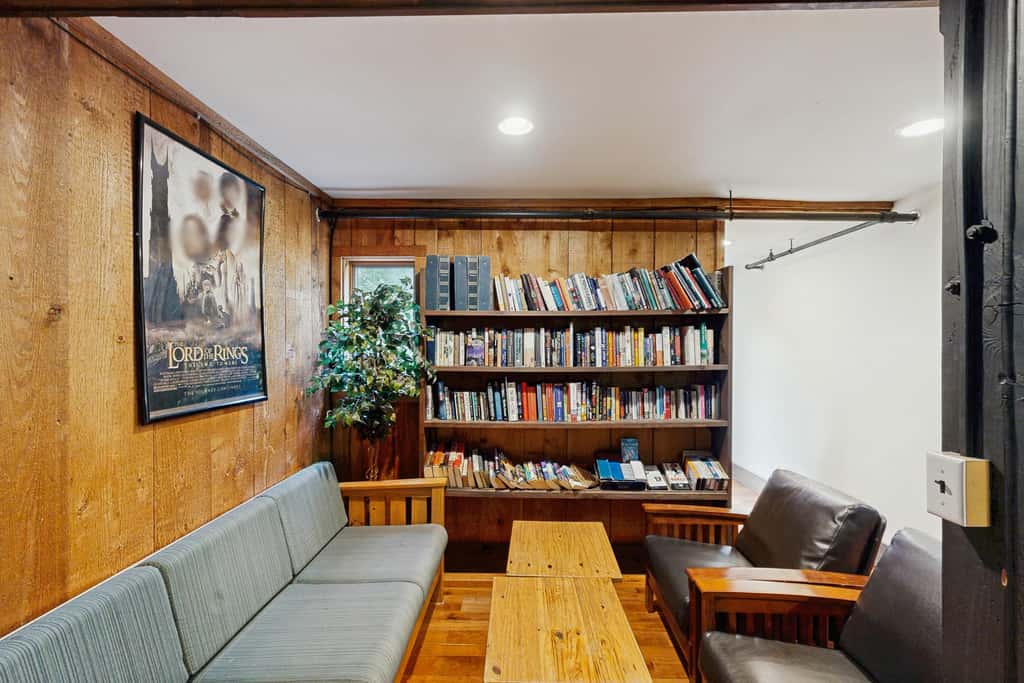 Log Ski Lodge
