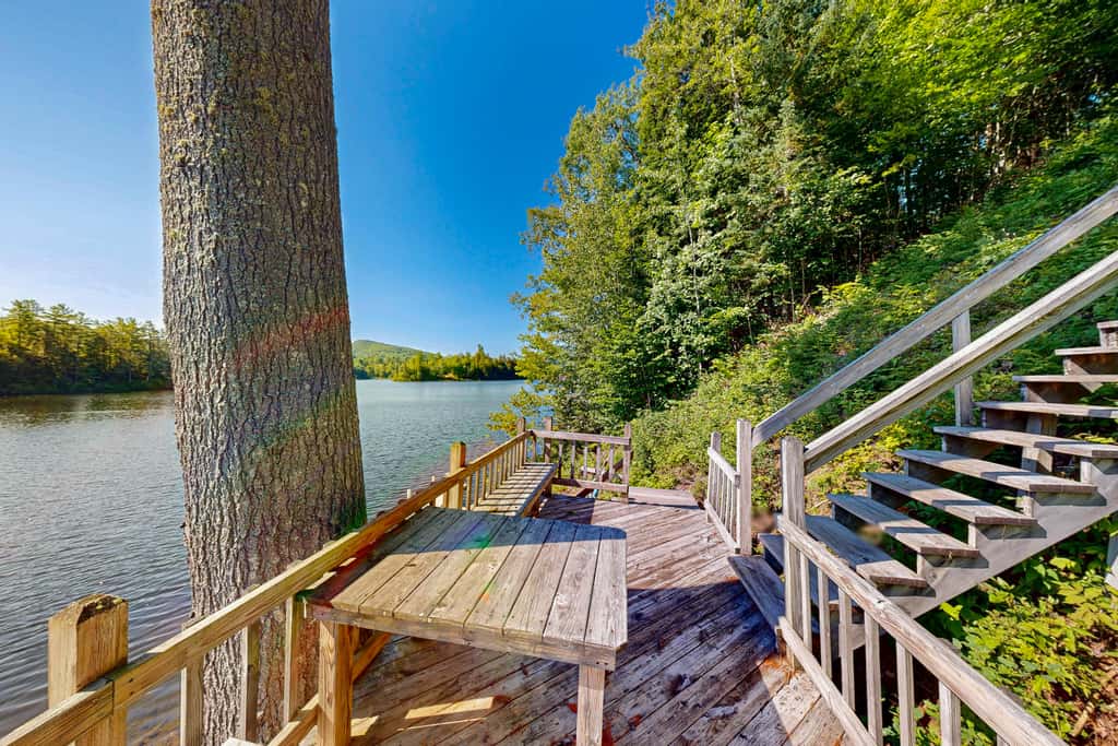 Lake Eden Escape