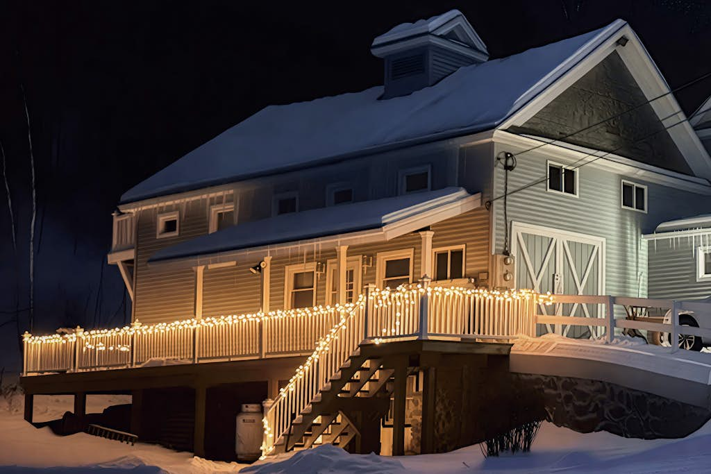 Plum Rose Carriage House
