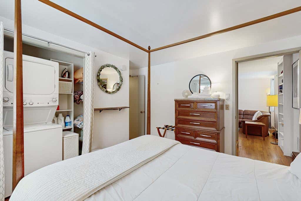 Greer Court Retreat