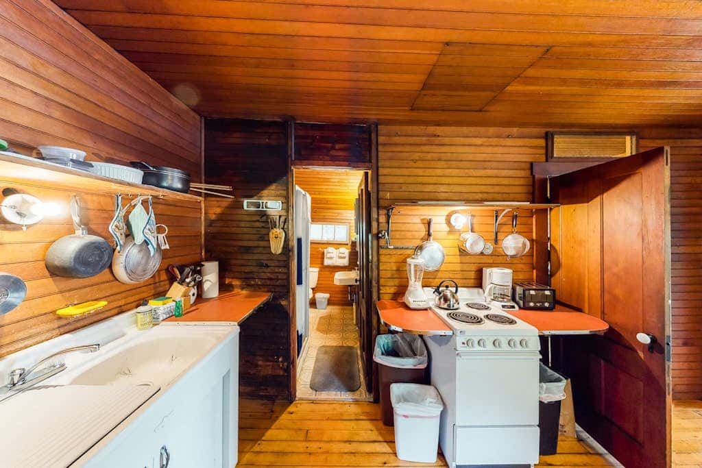 Willow - Private Island Retreat on Lake Champlain