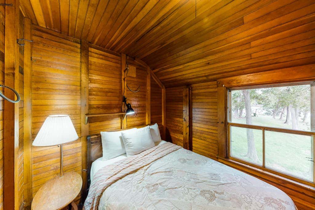 Willow - Private Island Retreat on Lake Champlain