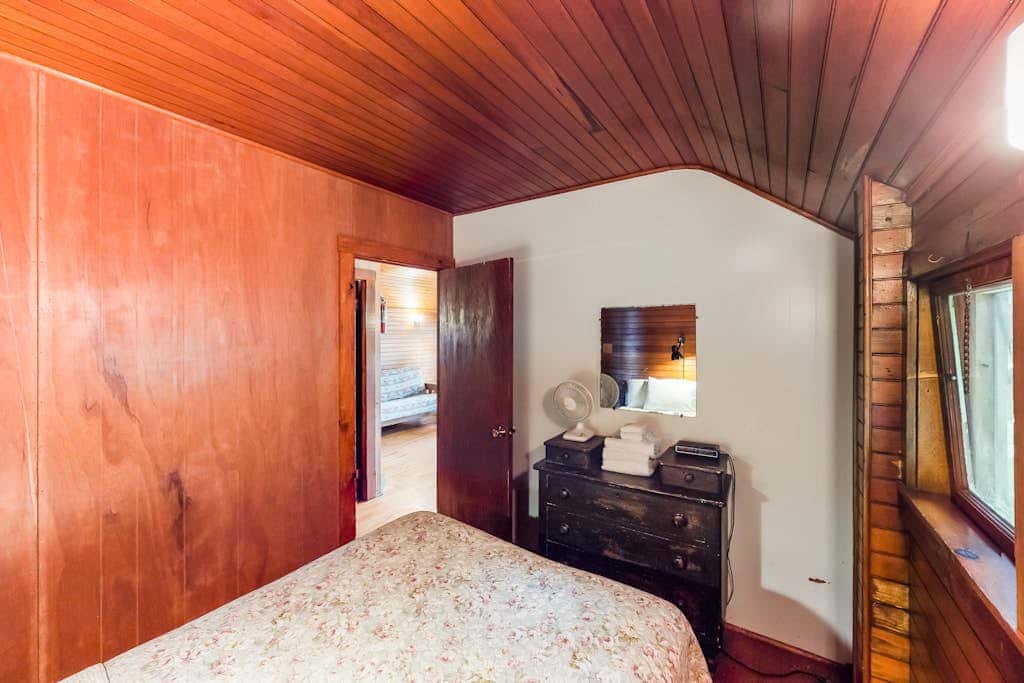Willow - Private Island Retreat on Lake Champlain