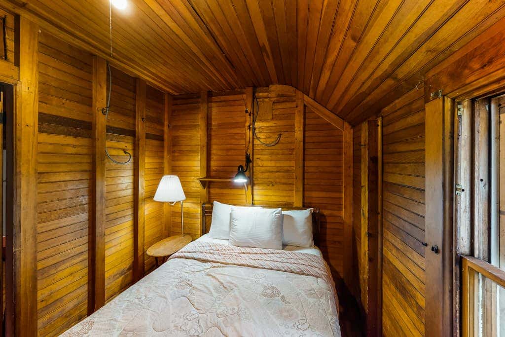 Willow - Private Island Retreat on Lake Champlain