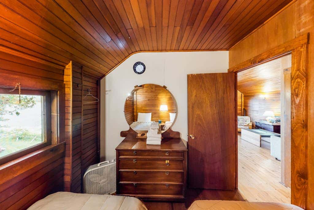 Willow - Private Island Retreat on Lake Champlain
