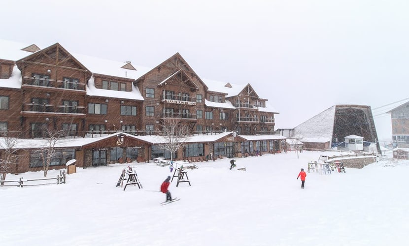 Ski-in/ski-out Jay Peak Resort condo near water park, ice skating, & hiking