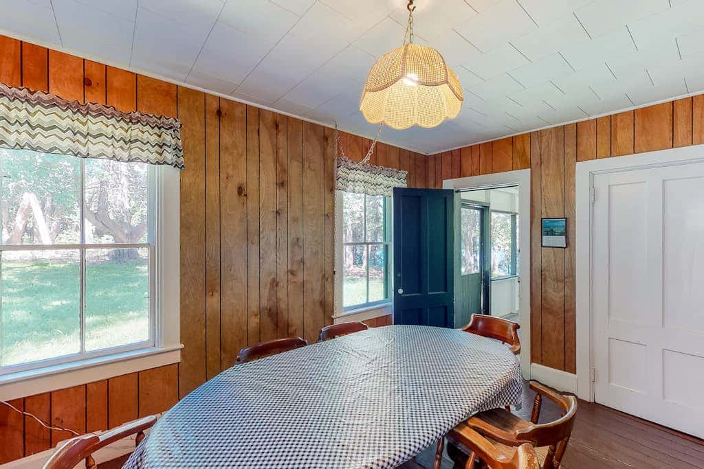 Birch - Private Island Farmhouse Retreat in Lake Champlain