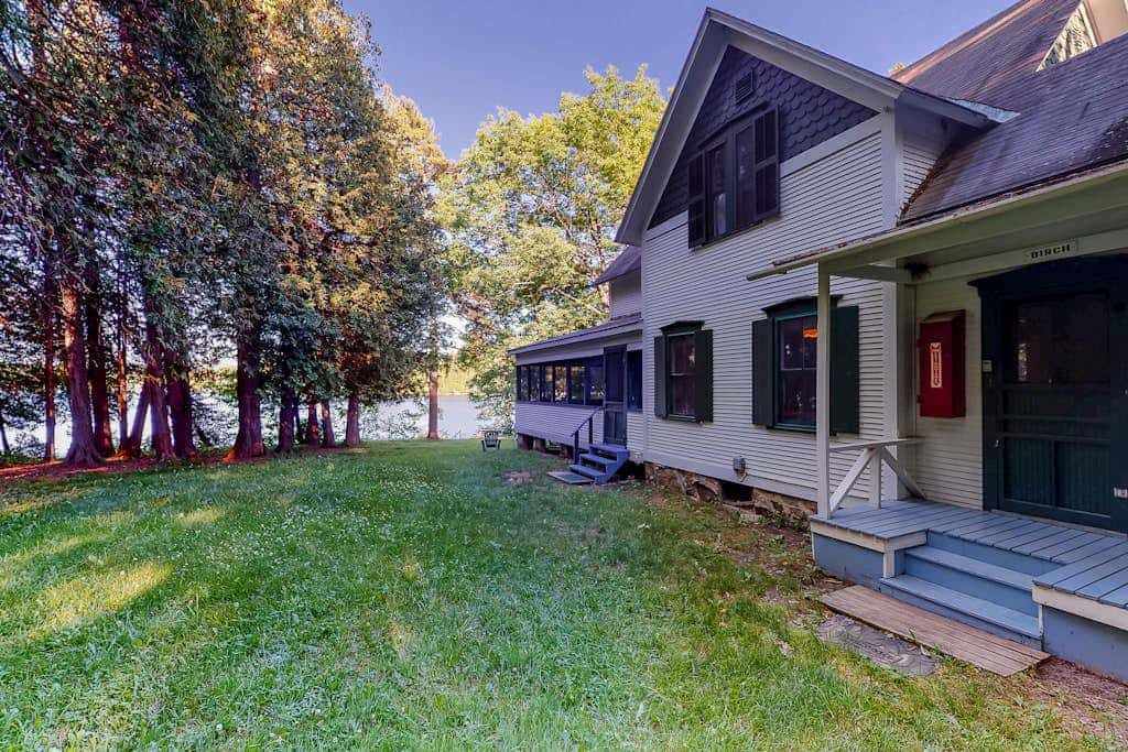 Birch - Private Island Farmhouse Retreat in Lake Champlain