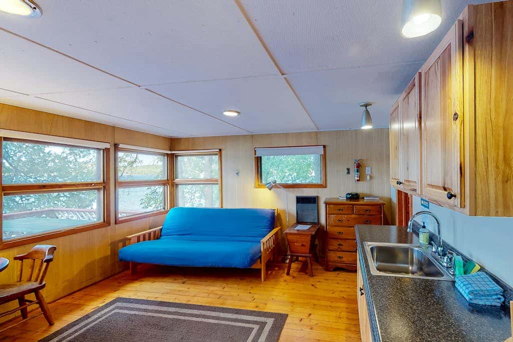 Oak - Waterfront Cottage on Private Island in Lake Champlain