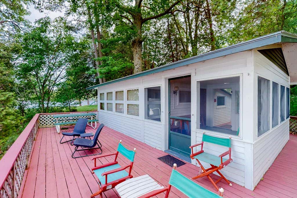 Oak - Waterfront Cottage on Private Island in Lake Champlain