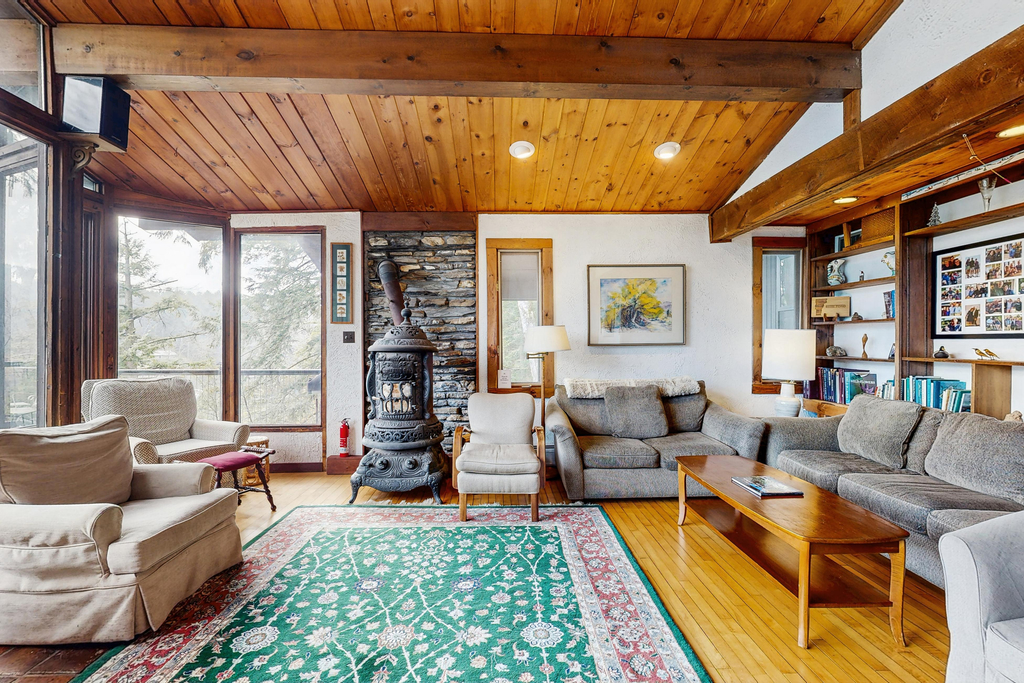 Beebe Lake House