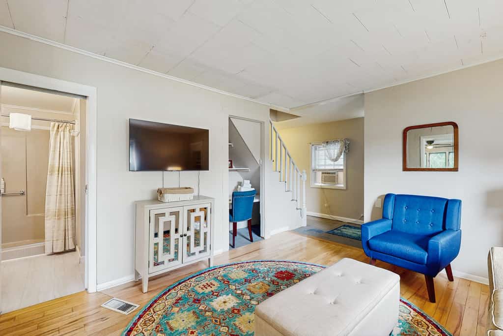 Spacious 2-story corporate rental duplex with large yard, 2 kitchens, fireplace