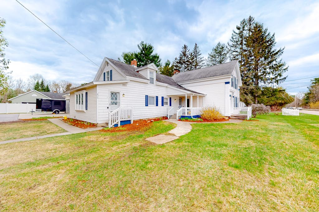 Maplewood Manor - Unit 1