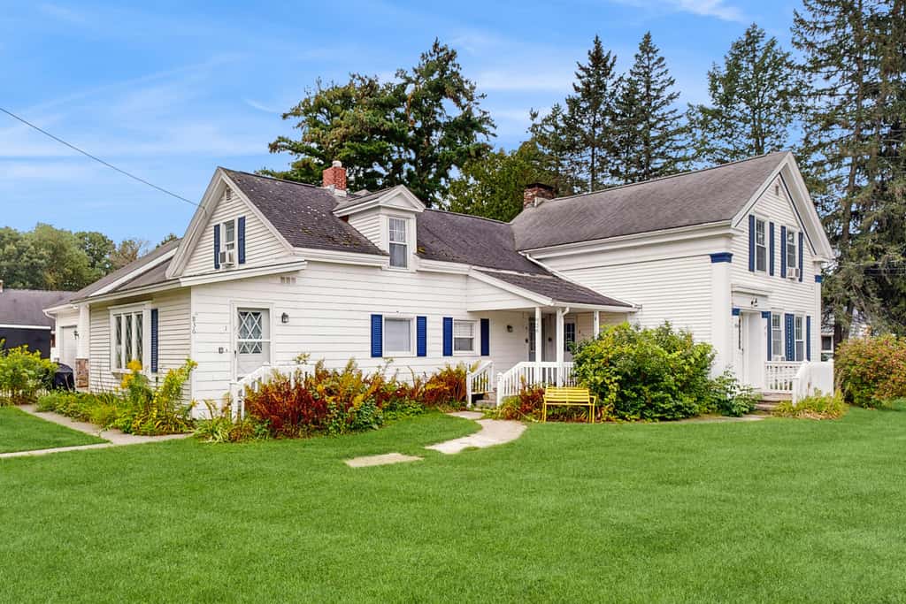 Maplewood Manor - Unit 1