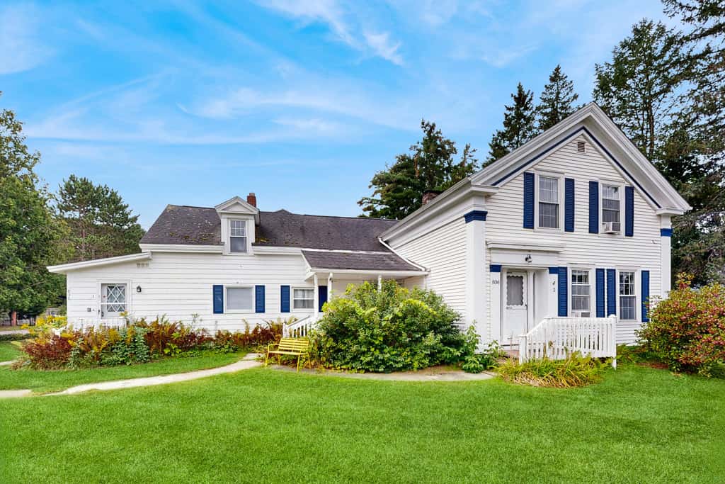 Maplewood Manor - Unit 2