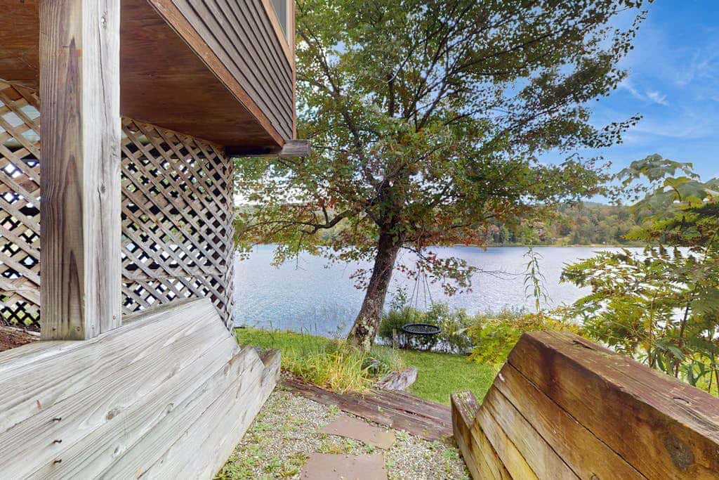 Serenity by the lake