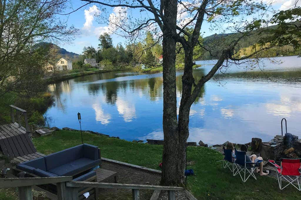 Serenity by the lake
