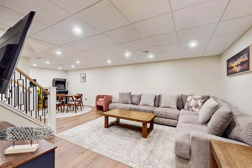 Thayer Beach Lakehouse