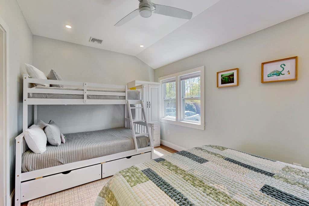 Thayer Beach Lakehouse