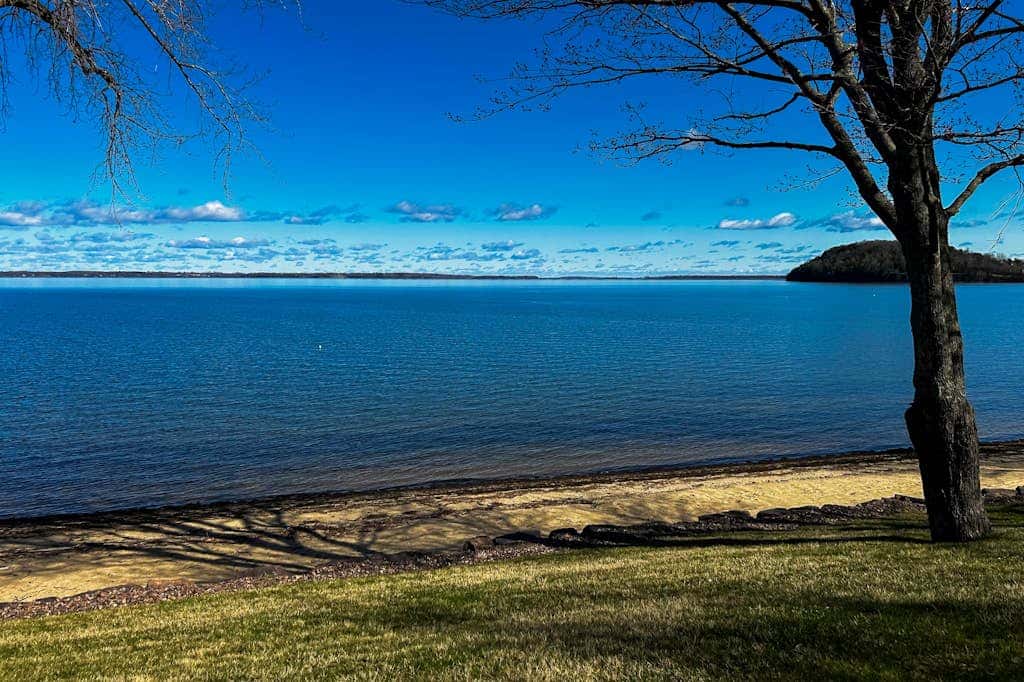 Thayer Beach Lakehouse