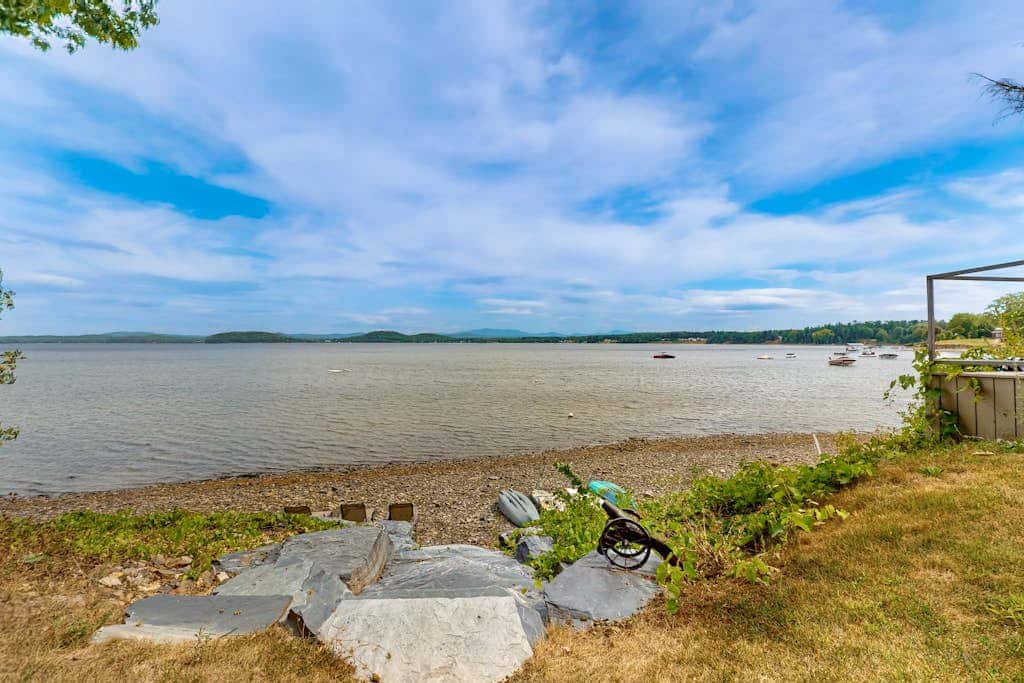 Sunrise House on Lake Champlain