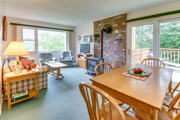 Tranquil Retreat with Shared Pool, Hot Tub, and Private Deck - Close to Skiing
