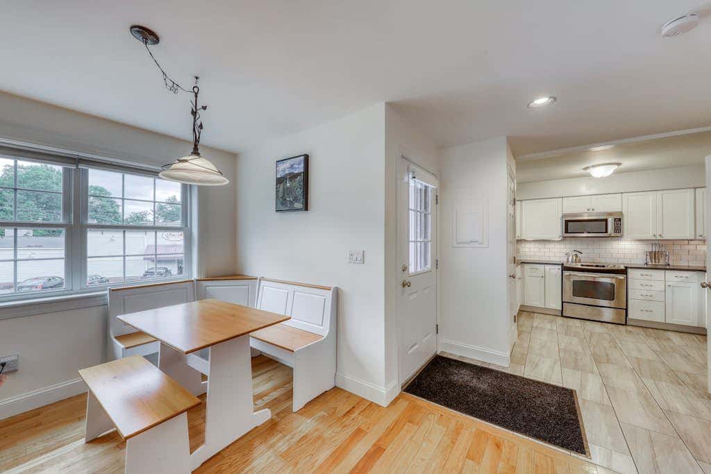 Cozy Stowe Village Retreat