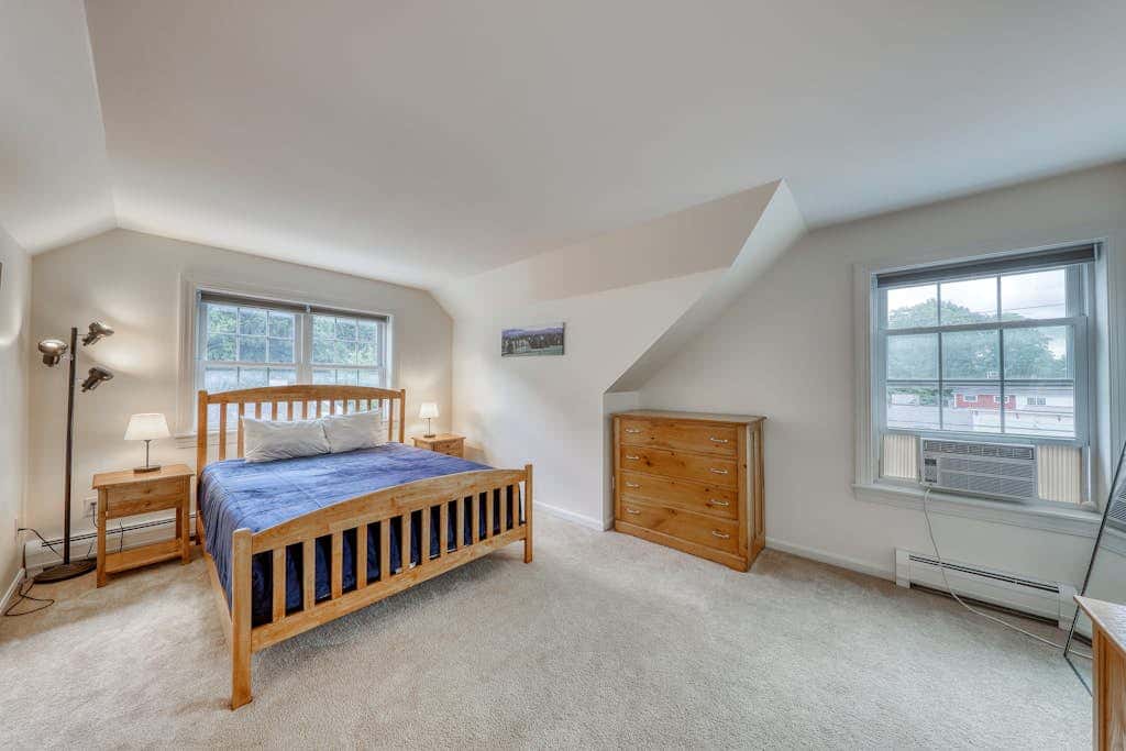 Cozy Stowe Village Retreat