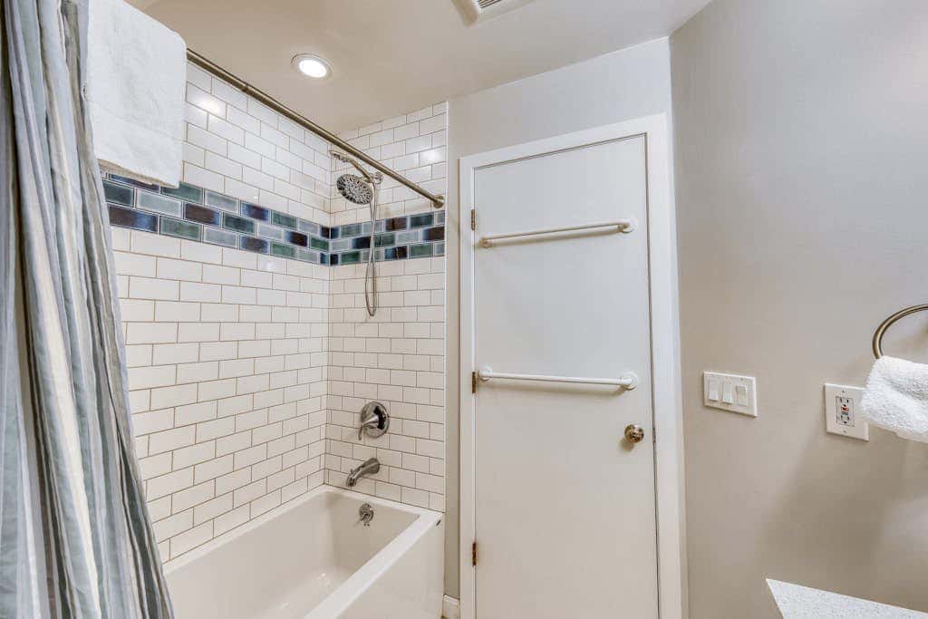 Cozy Stowe Village Retreat