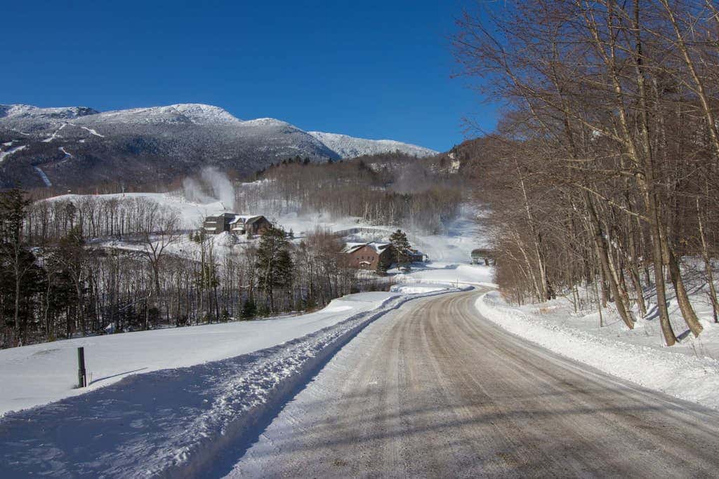 Cozy Stowe Village Retreat